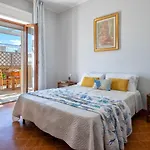 Appartement Lungomare Garibaldi - Attico A Due Passi Dal Mare