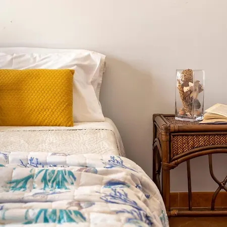 Lungomare Garibaldi - Attico A Due Passi Dal Mare *