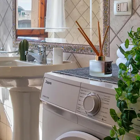 Daire Lungomare Garibaldi - Attico A Due Passi Dal Mare *