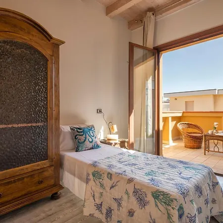 Apartment Lungomare Garibaldi - Attico A Due Passi Dal Mare