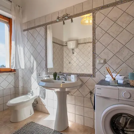 Apartamento Lungomare Garibaldi - Attico A Due Passi Dal Mare